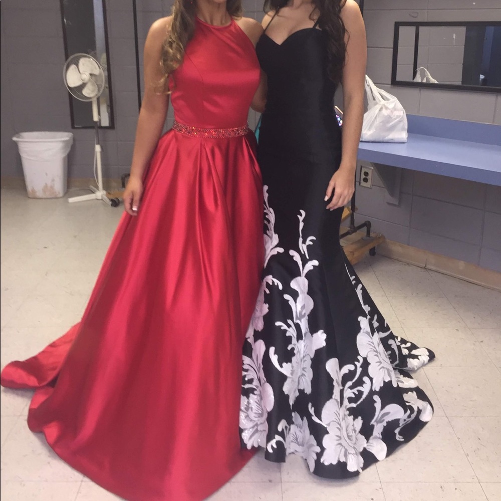black prom dress with white sequined flowers